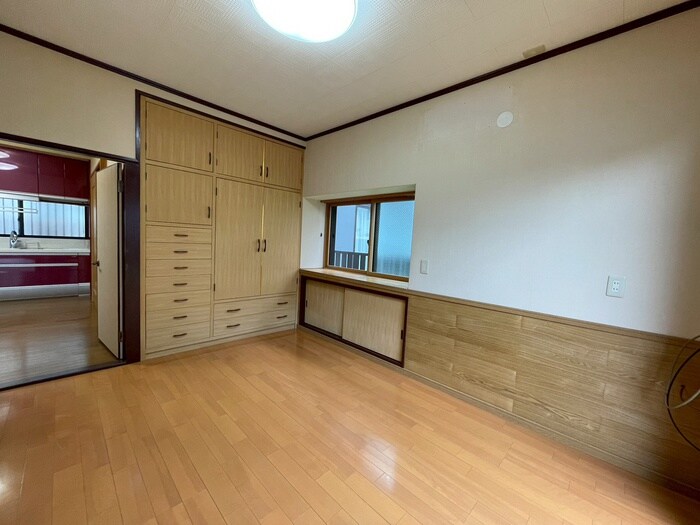 物件内観写真13　(居室)