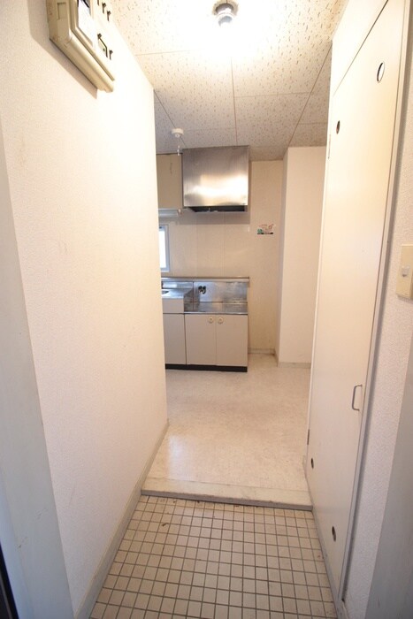 物件内観写真15　(玄関)