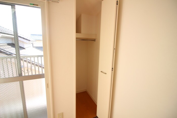 物件内観写真11　(収納)
