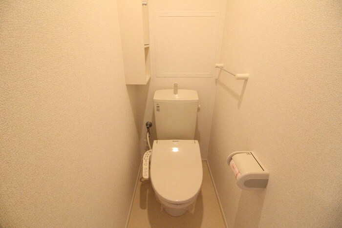 物件内観写真14　(トイレ)