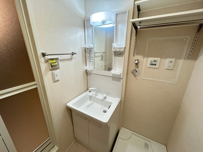 物件内観写真12　(洗面)