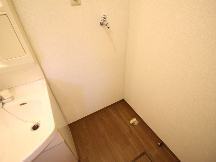 物件内観写真20　(洗濯機置場)