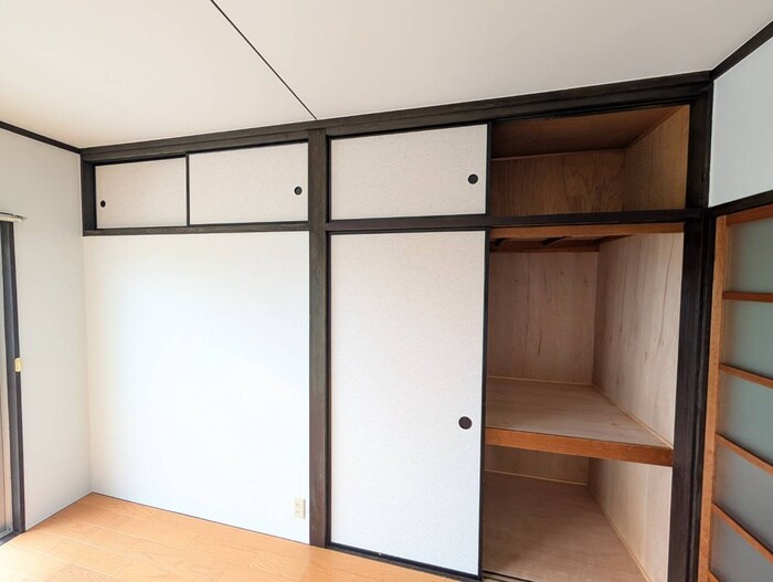 物件内観写真9　(収納)