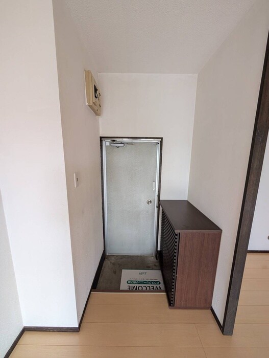 物件内観写真21　(玄関)