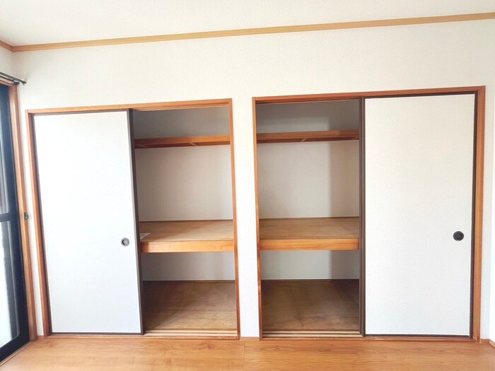 物件内観写真6　(収納)
