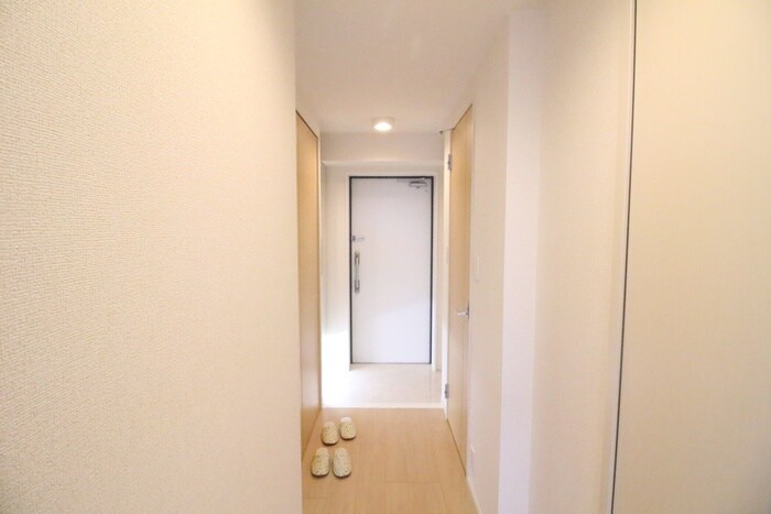 物件内観写真9　(玄関)
