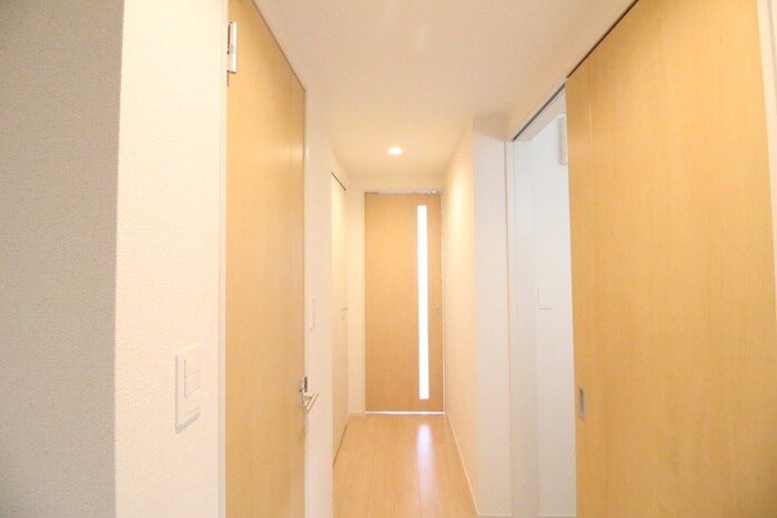 物件内観写真10　(廊下)