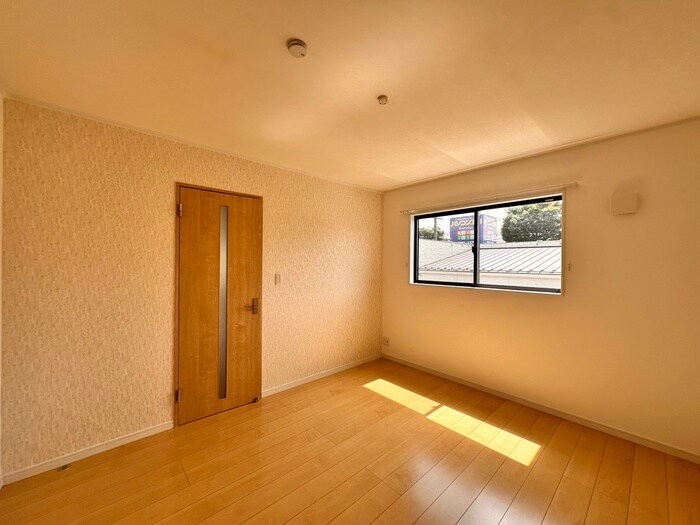 物件内観写真9　(居室)