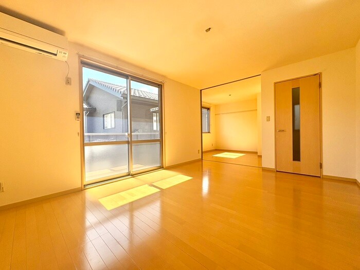 物件内観写真8　(居室)