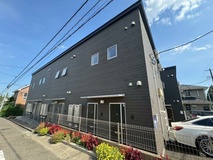 物件外観写真2　(外観写真)