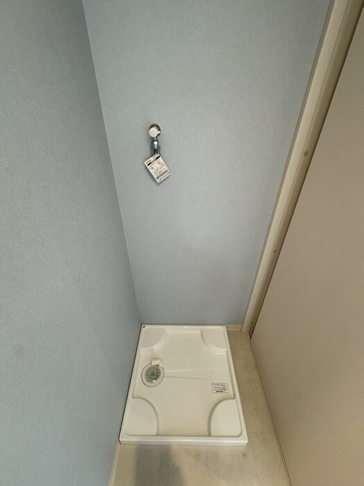 物件内観写真17　(洗濯機置場)