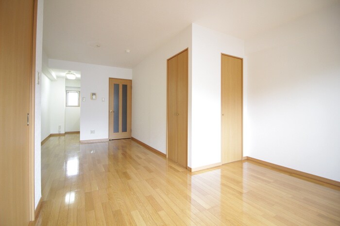 物件内観写真10　(居室)