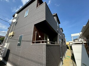 グランクレストB棟外観写真
