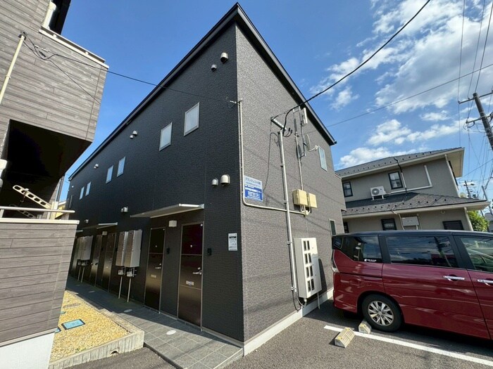 物件外観写真2　(外観写真)