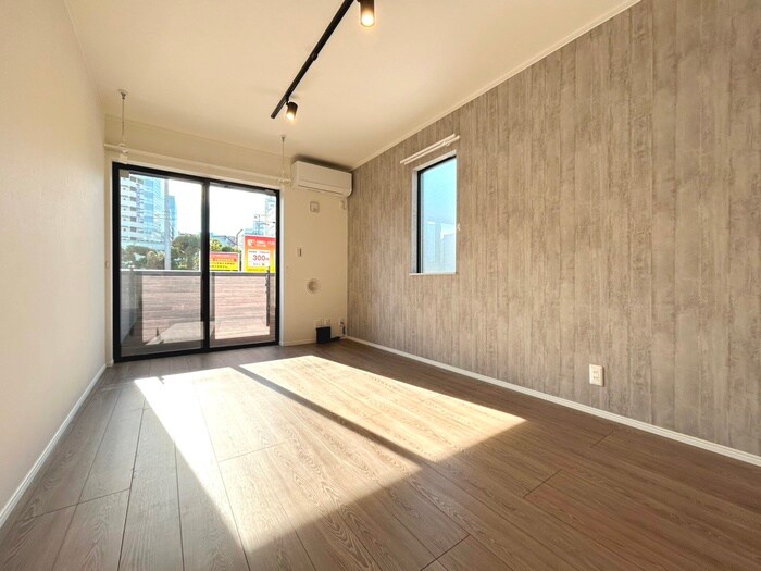 物件内観写真9　(居室)