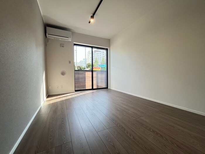 物件内観写真6　(居室)