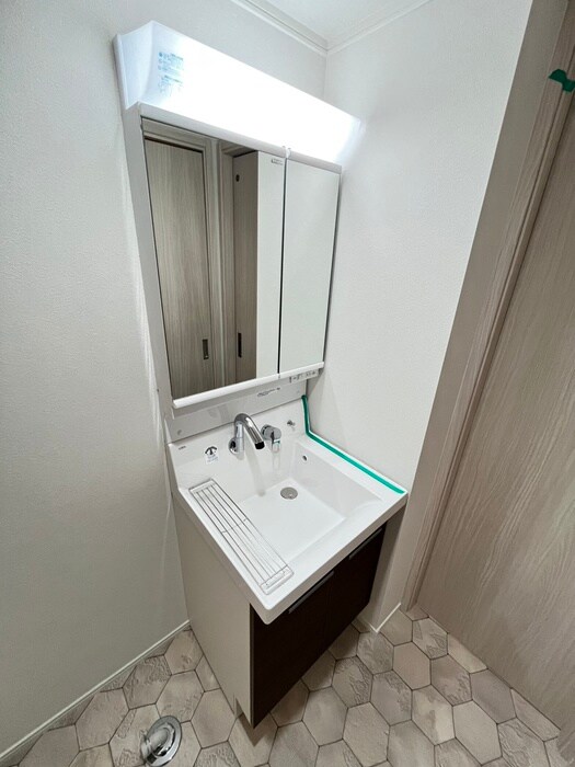 物件内観写真13　(洗面)