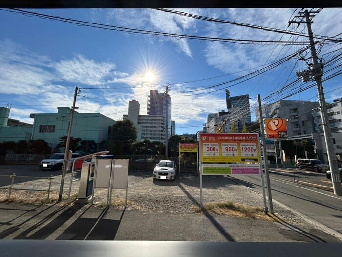 物件内観写真16　(室内からの展望)