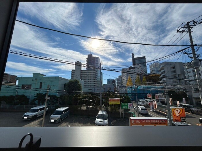 物件内観写真16　(室内からの展望)