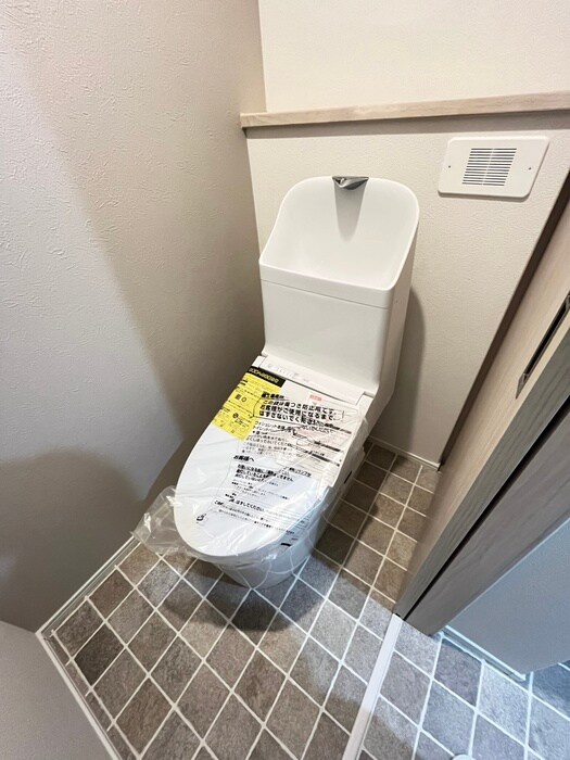 物件内観写真13　(トイレ)