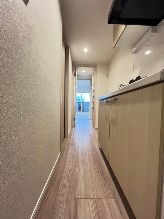 物件内観写真15　(廊下)