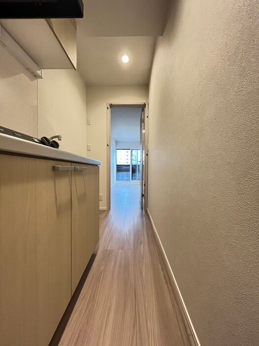 物件内観写真19　(廊下)