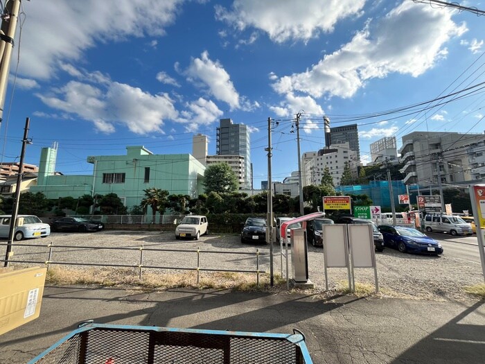 物件内観写真18　(室内からの展望)