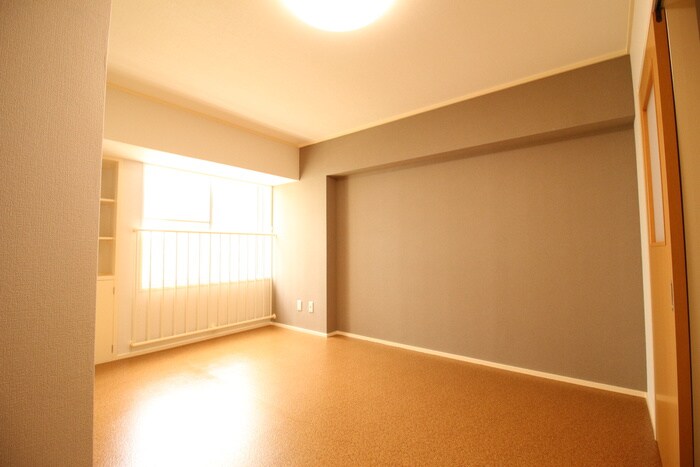 物件内観写真10　(居室)