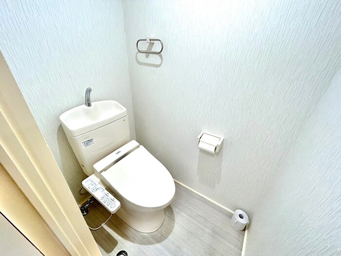 物件内観写真13　(トイレ)