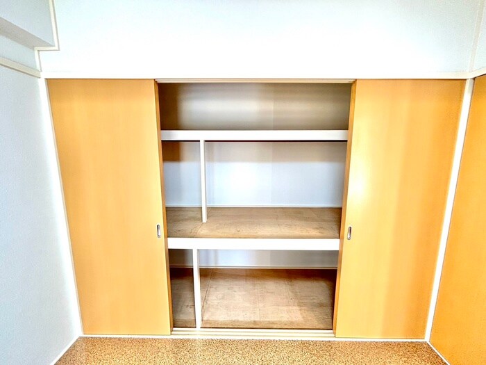 物件内観写真15　(収納)