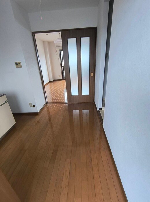 物件内観写真15　(廊下)