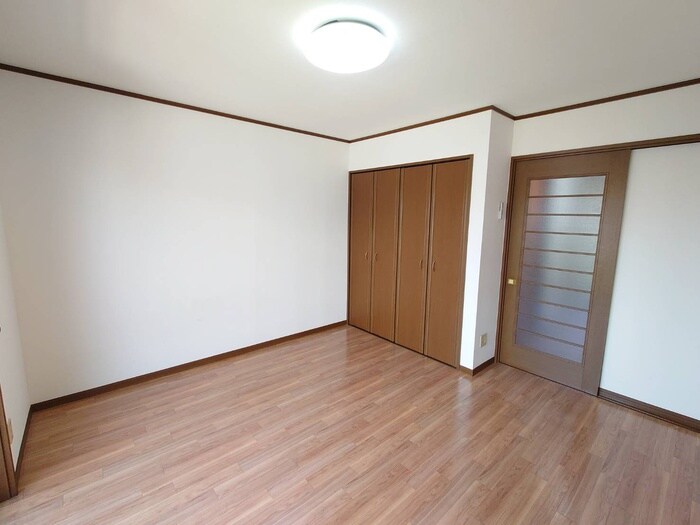 物件内観写真16　(居室)