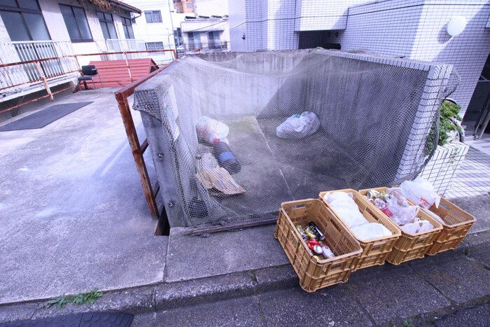 物件外観写真4　(建物設備)