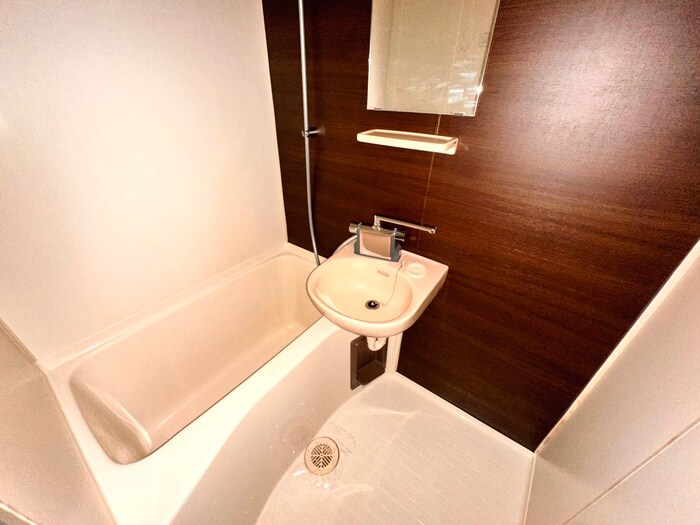 物件内観写真13　(バス／シャワールーム等)