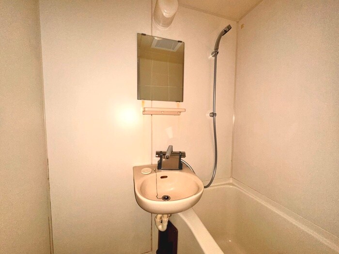 物件内観写真14　(洗面)