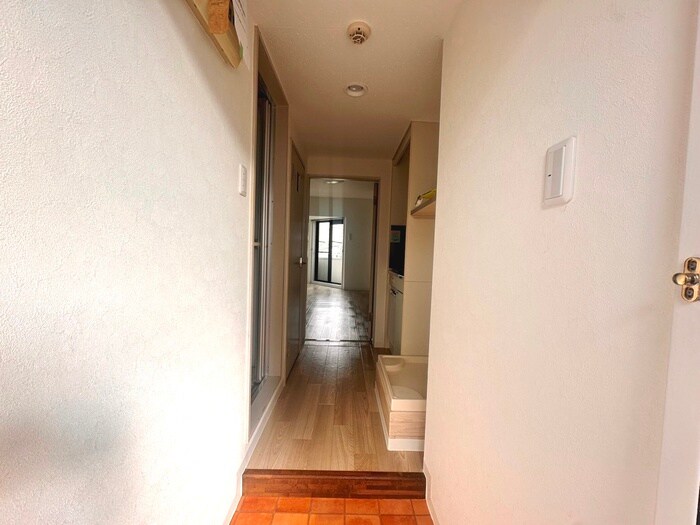 物件内観写真15　(廊下)