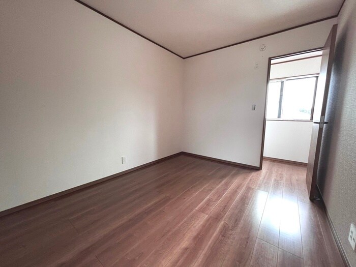 物件内観写真10　(居室)