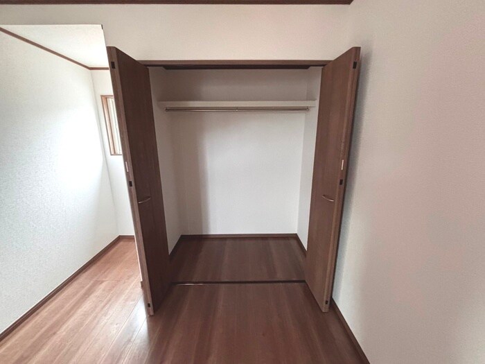 物件内観写真13　(収納)