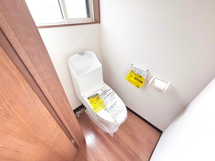 物件内観写真17　(トイレ)