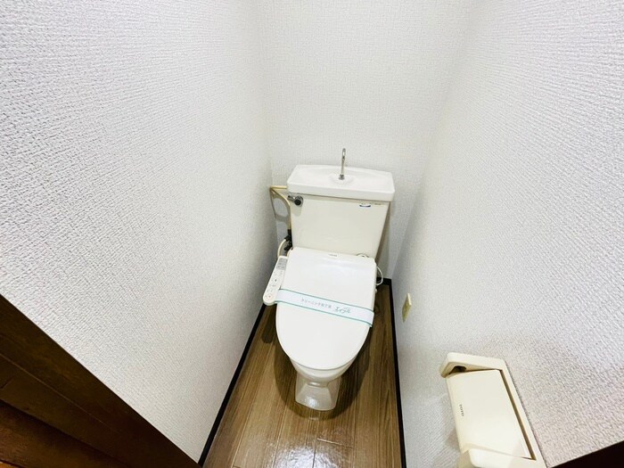 物件内観写真12　(トイレ)