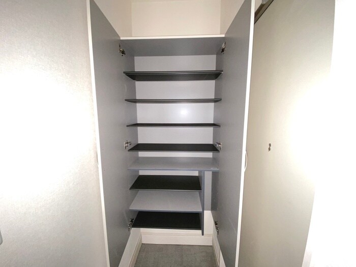 物件内観写真15　(靴箱)