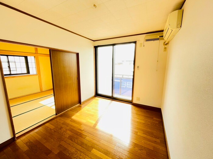 物件内観写真8　(居室)