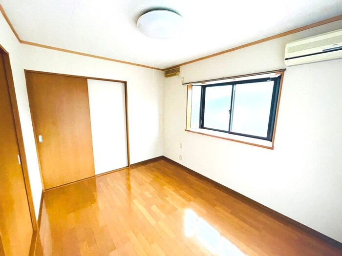 物件内観写真8　(居室)