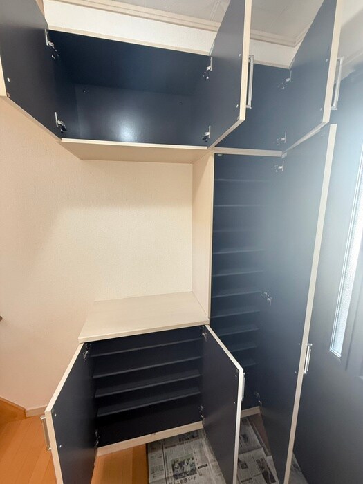 物件内観写真15　(靴箱)