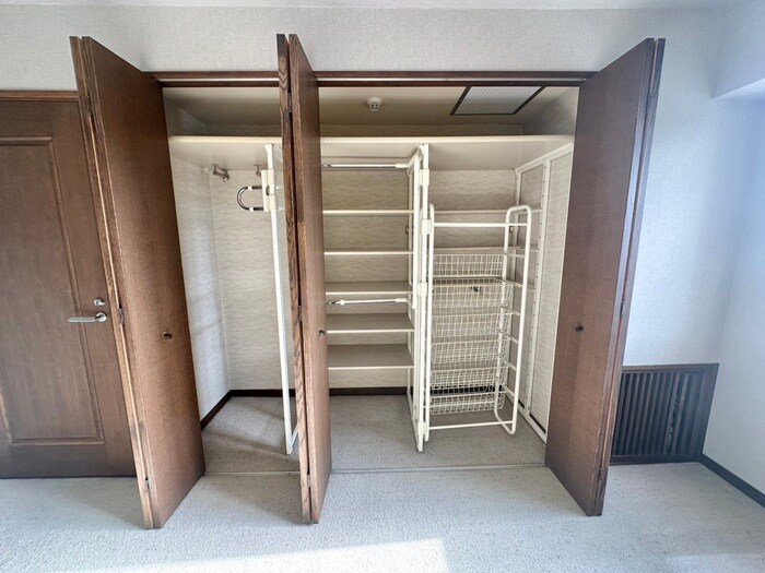 物件内観写真11　(収納)