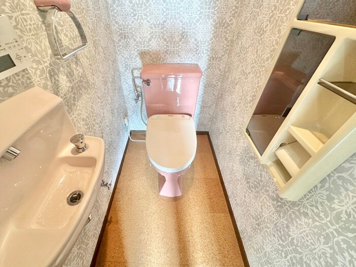 物件内観写真15　(トイレ)