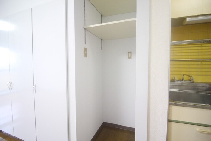 物件内観写真16　(収納)