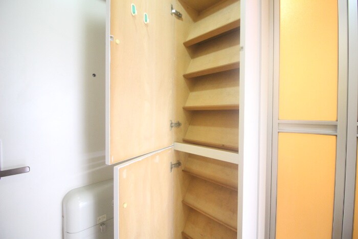 物件内観写真18　(靴箱)