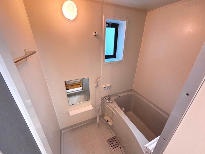 物件内観写真11　(バス／シャワールーム等)