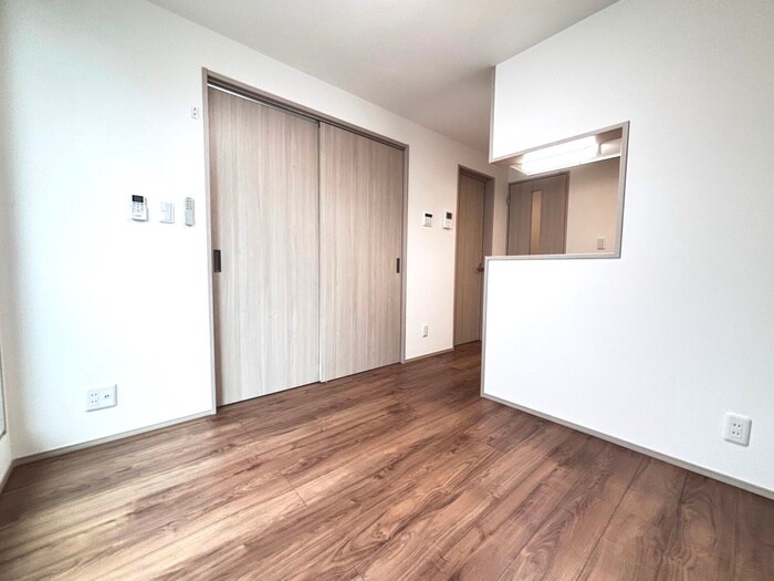 物件内観写真8　(居室)